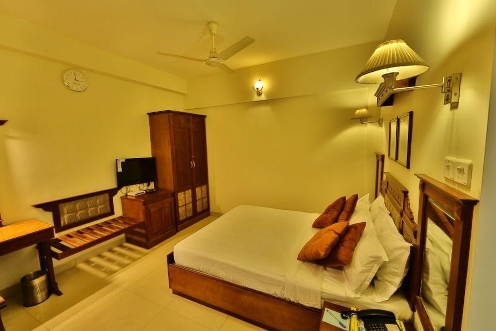 Hotel Fort Queen Kochi Exterior photo