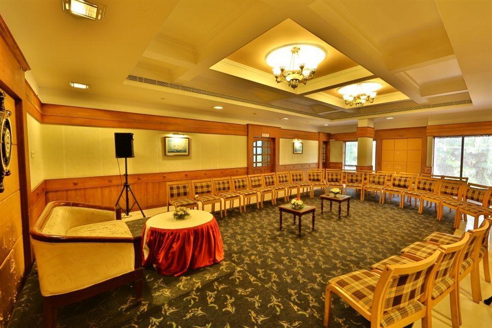 Hotel Fort Queen Kochi Exterior photo