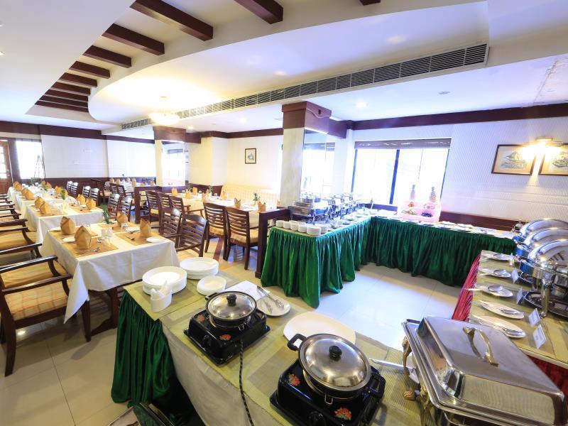 Hotel Fort Queen Kochi Exterior photo