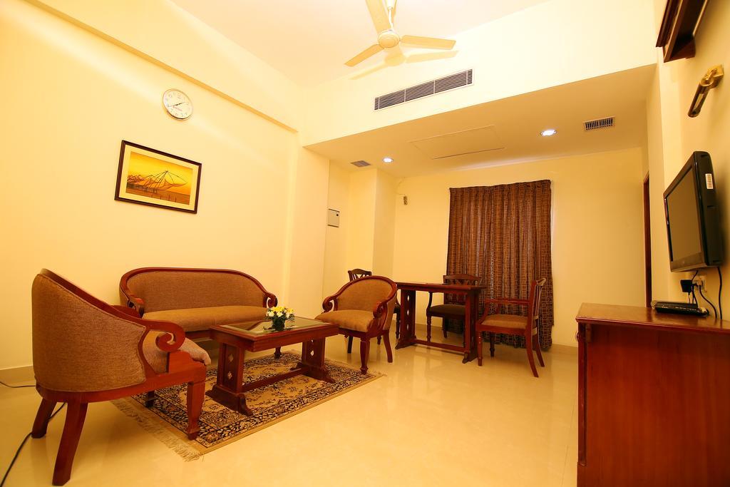 Hotel Fort Queen Kochi Exterior photo