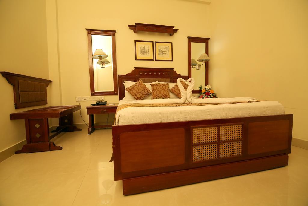 Hotel Fort Queen Kochi Exterior photo